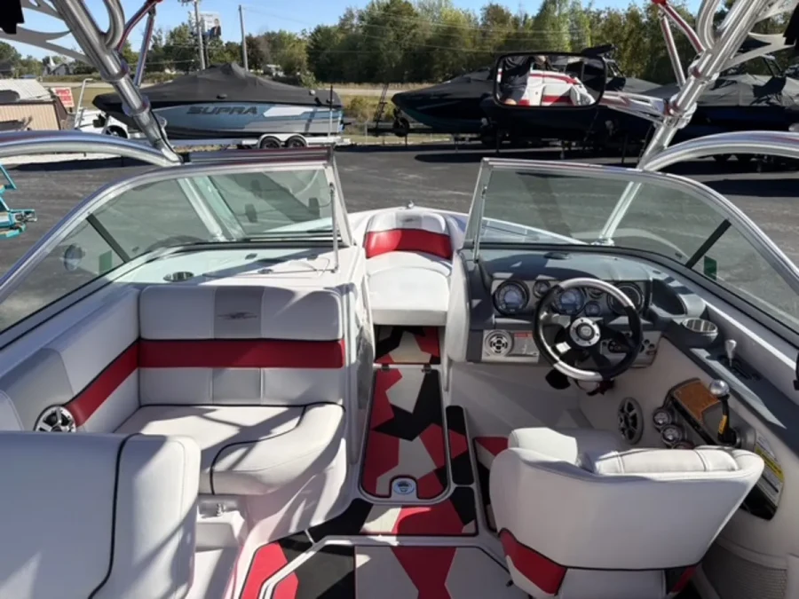 2007-nautique-super-air-nautique-210-147606-image12.webp