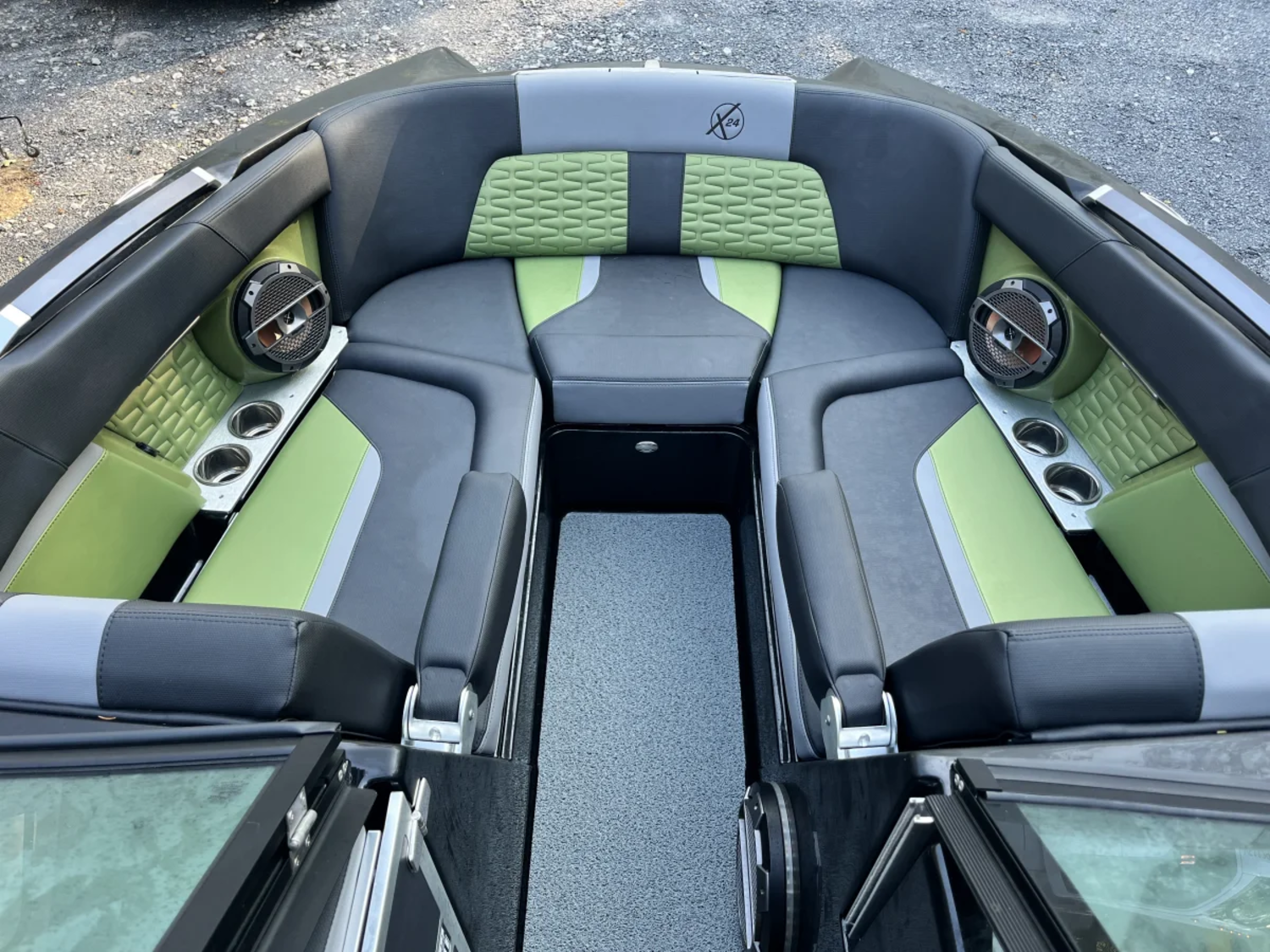 2022 MasterCraft X24