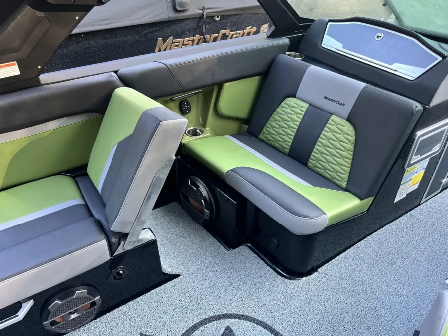 2022-mastercraft-x24-147612-image8.webp