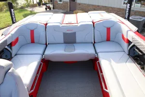 2023-mastercraft-xt23-147619-image6.webp