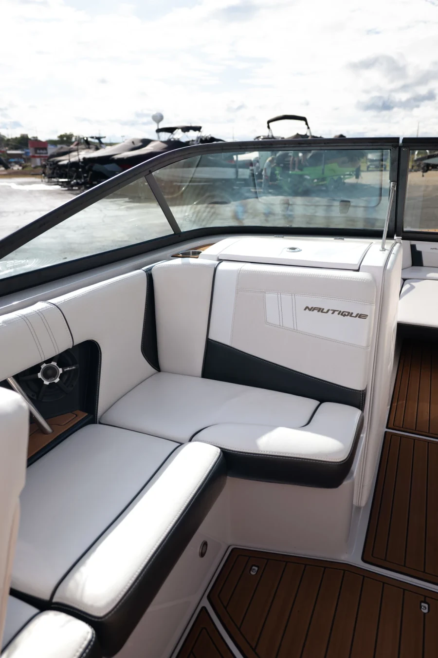 2015-nautique-super-air-nautique-230-147620-image18.webp