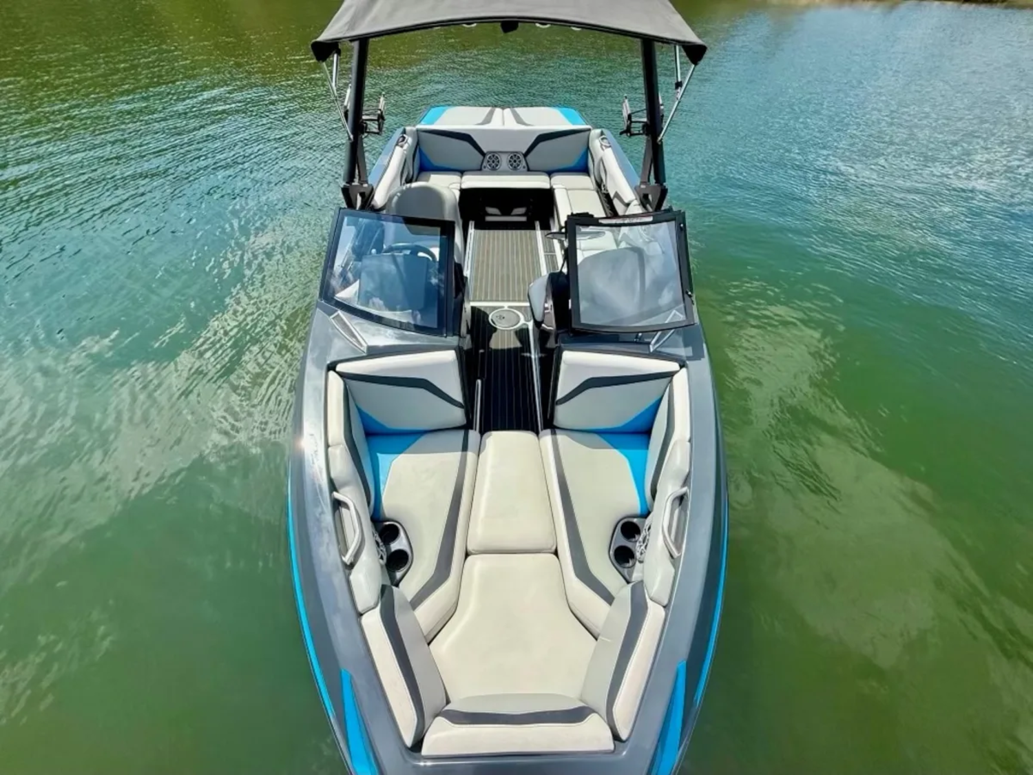 2017 Axis T23