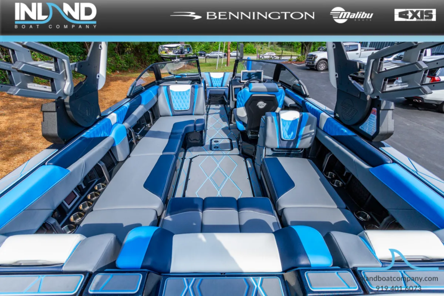 Malibu Boats M242