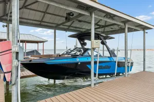 2022-malibu-wakesetter-24-mxz-147641-image0.webp