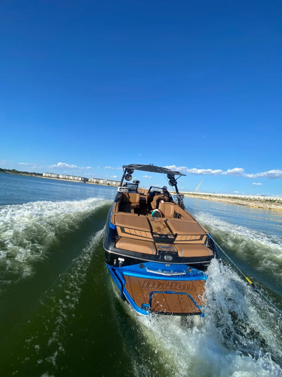 2022-malibu-wakesetter-24-mxz-147641-image5.webp