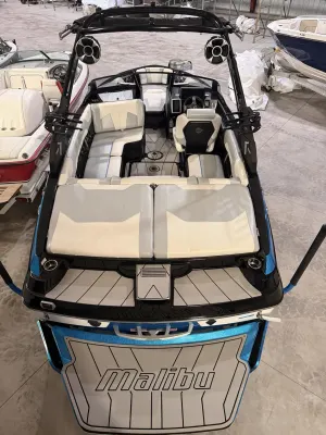 2020-malibu-wakesetter-vtx-147642-image2.webp