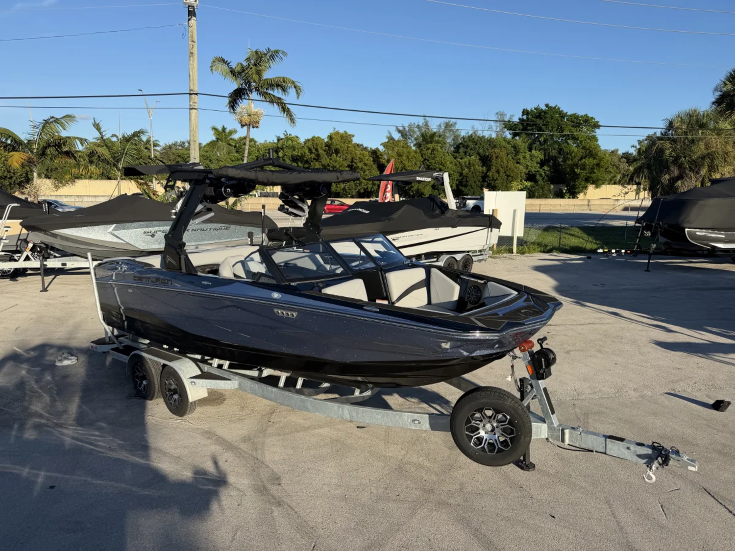 2027 Centurion NV233