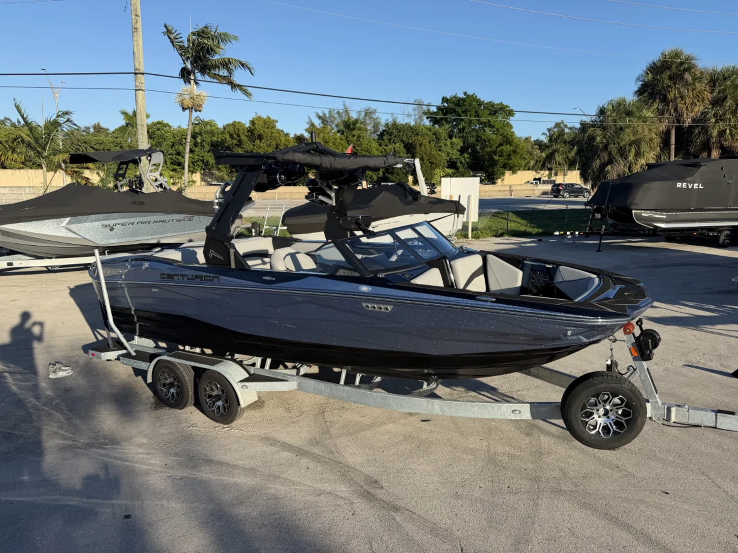 2027 Centurion NV233