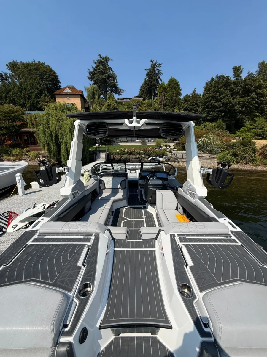 2023-nautique-g23-paragon-147654-image5.webp