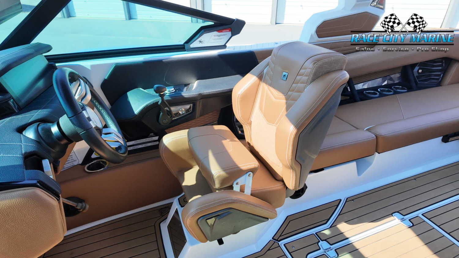 2023 Nautique G25