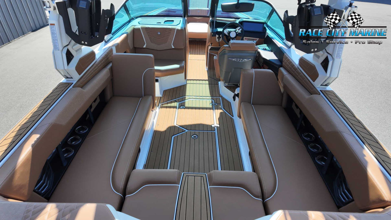 2023 Nautique G25