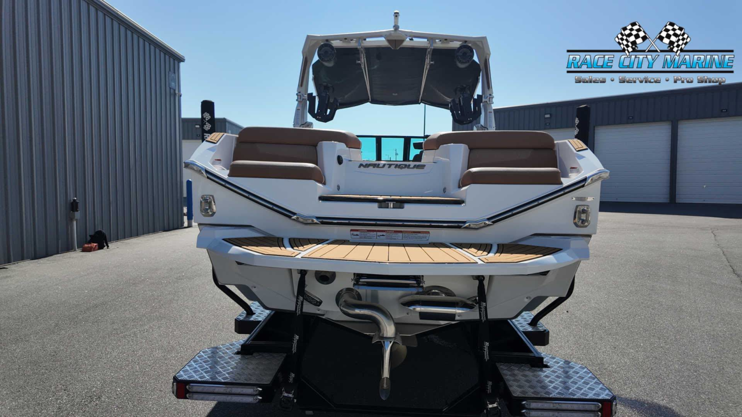 2023 Nautique G25