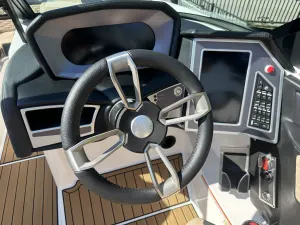 2024-mastercraft-x24-147660-image10