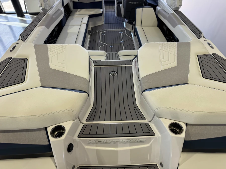 2023-nautique-g25-147668-image10