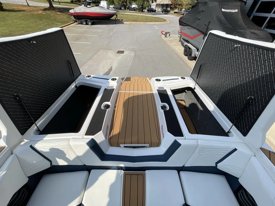 2027-nautique-g23-147674-image13