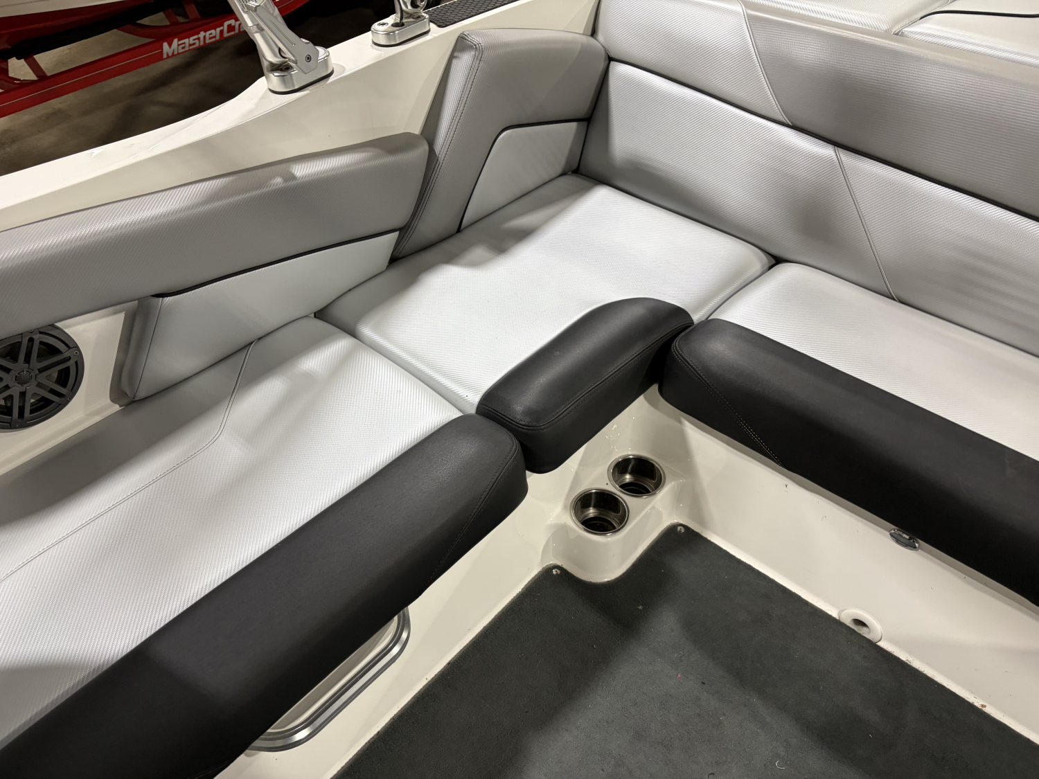 2017 MasterCraft NXT22
