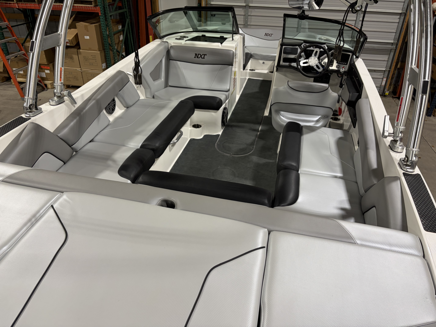 2017 MasterCraft NXT22