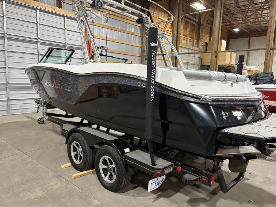 2017-mastercraft-nxt22-147682-image17