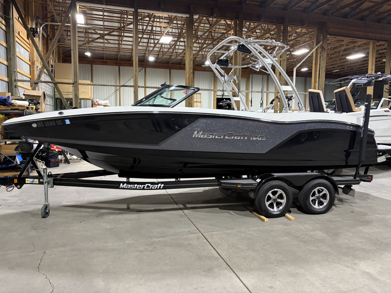 2017 MasterCraft NXT22