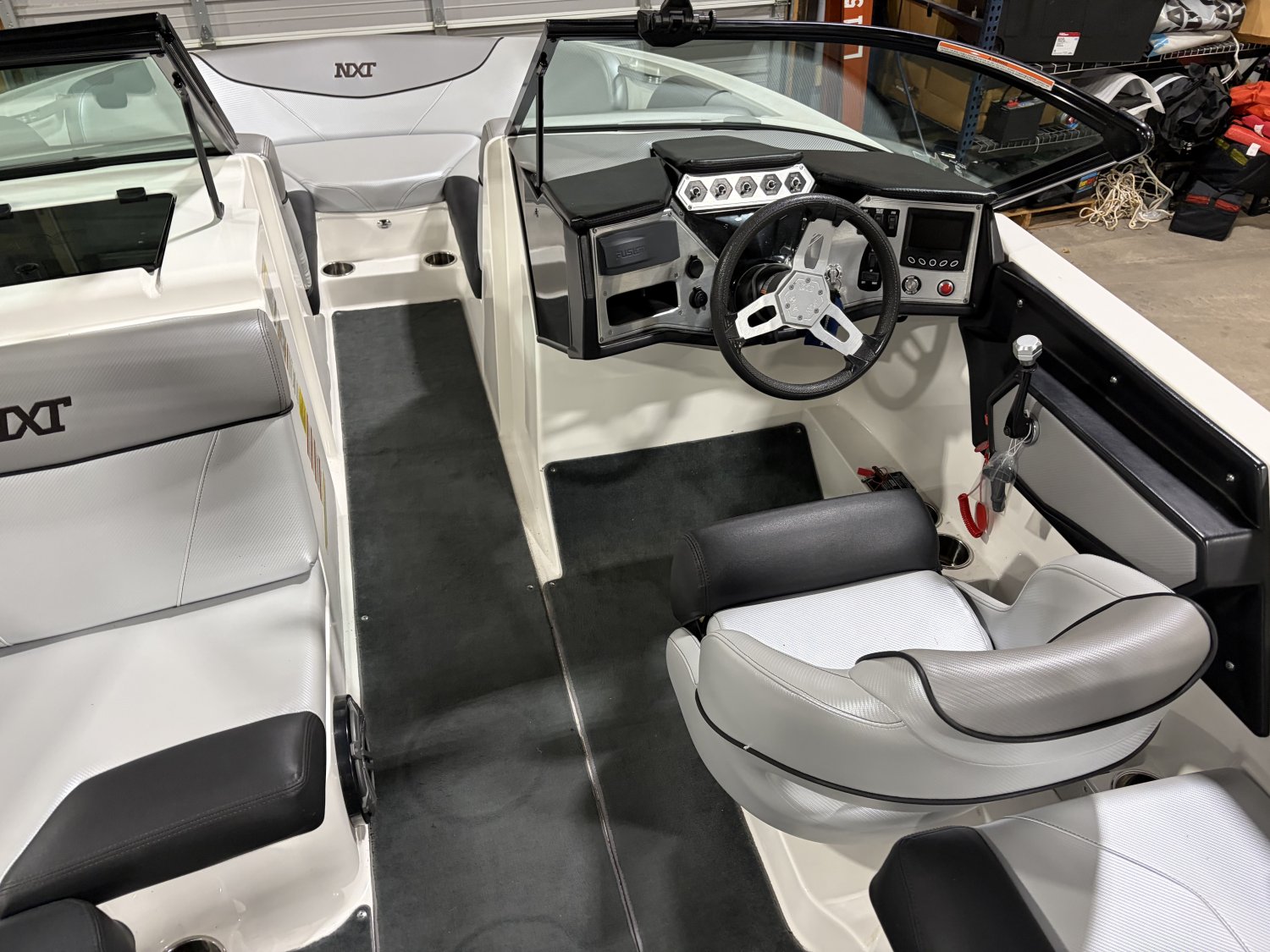 2017 MasterCraft NXT22