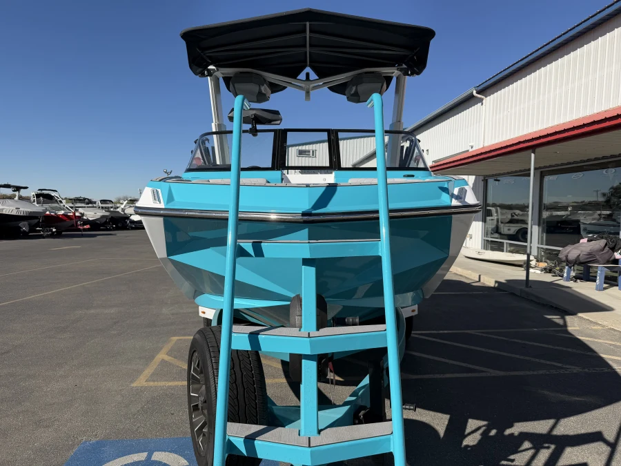 2024-nautique-g23-147684-image10