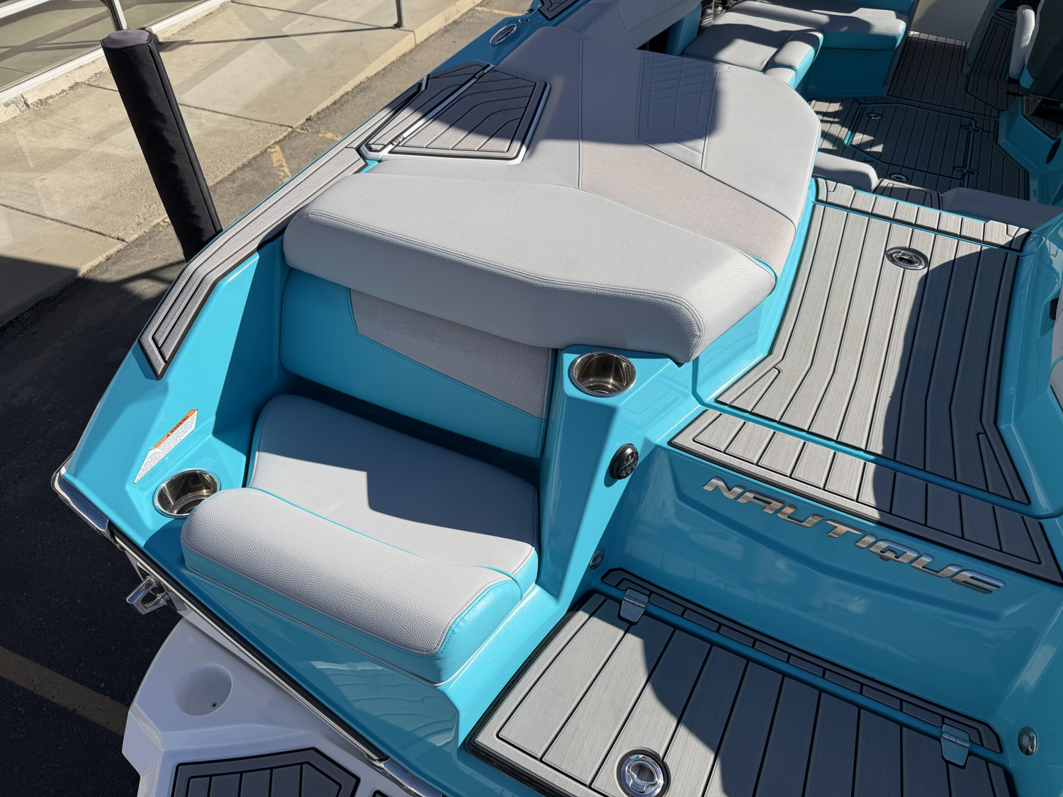 2024 Nautique G23