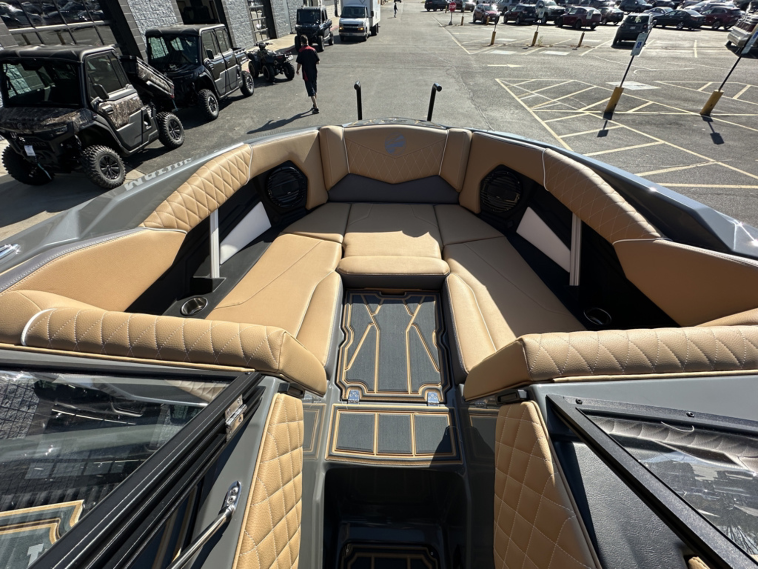 2027 Tigé Z3