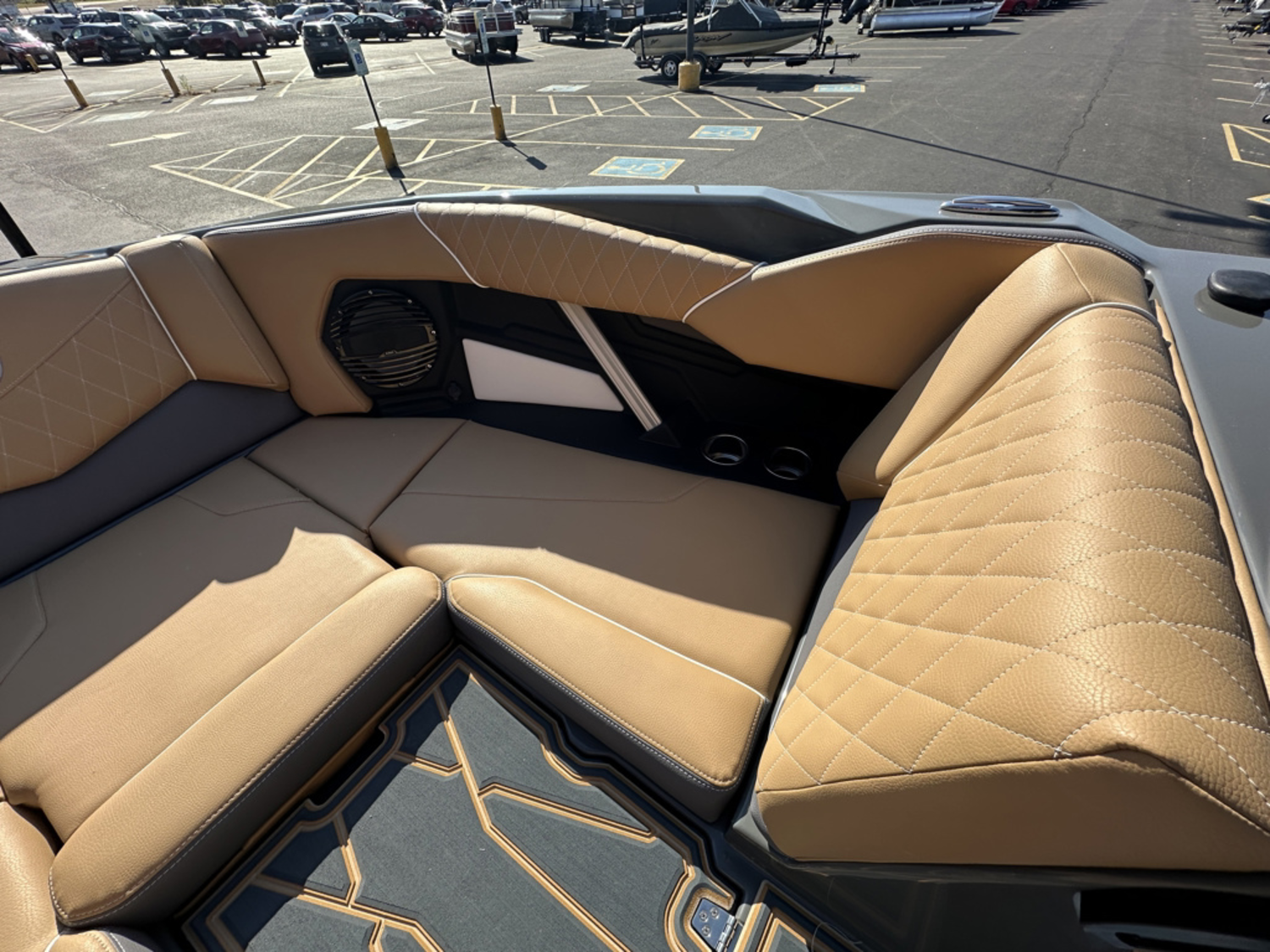 2027 Tigé Z3