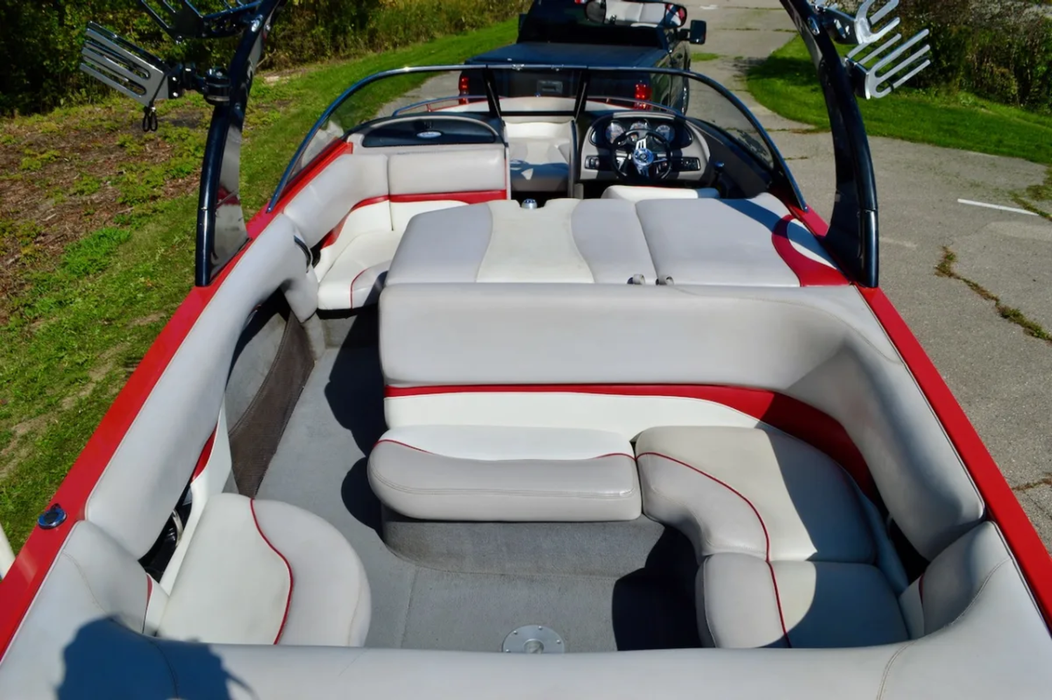 Malibu Sunsetter XTi with Trailer