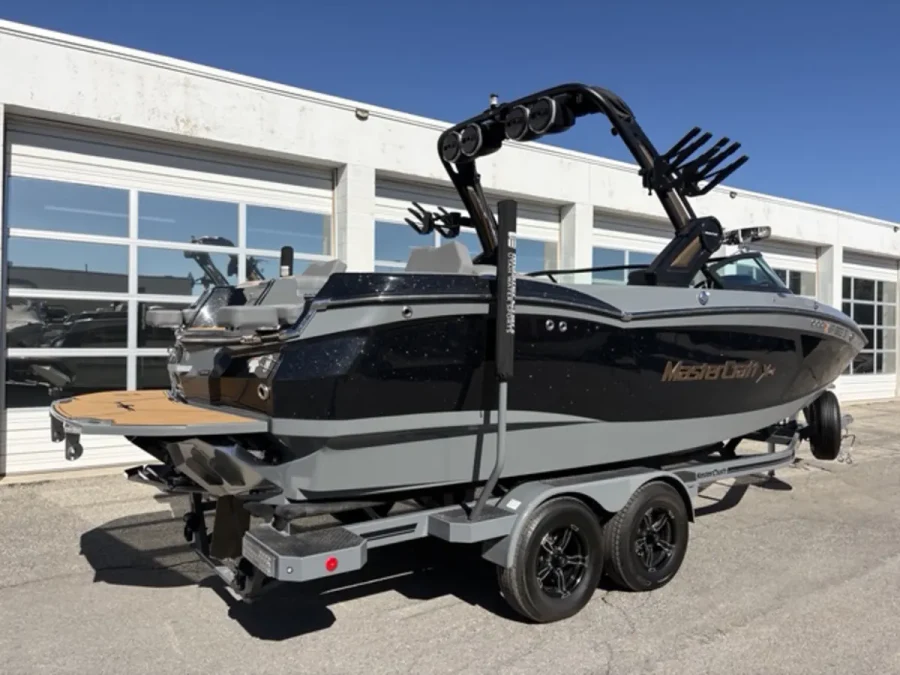 2023-mastercraft-x-star-147708-image1.webp