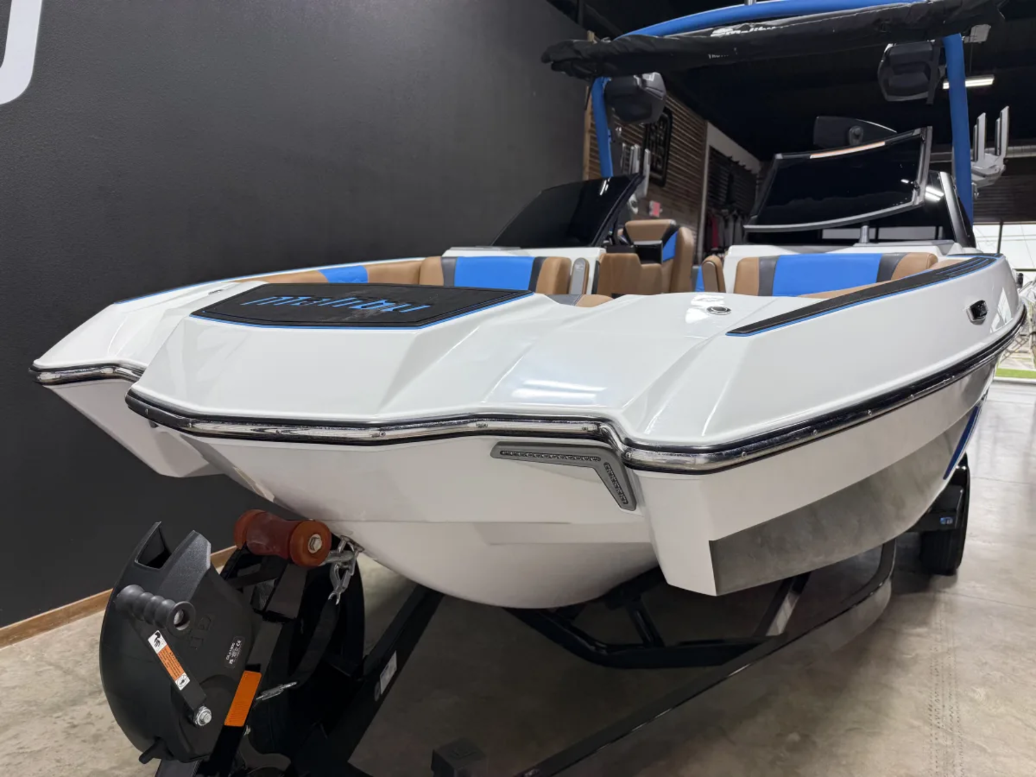 2026 Malibu 24MXZ