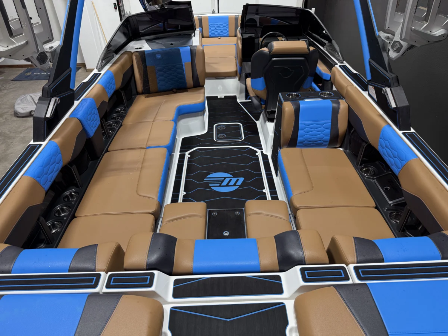 2026 Malibu 24MXZ