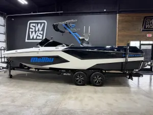 2026-malibu-wakesetter-24-mxz-147710-image6.webp