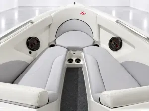 2019-mastercraft-xt23-147735-image18.webp
