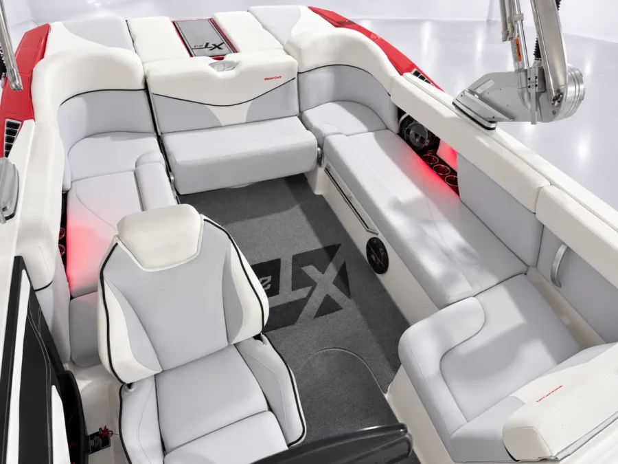 2019-mastercraft-xt23-147735-image3.webp