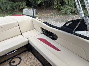 2023-mastercraft-nxt23-147741-image11.webp