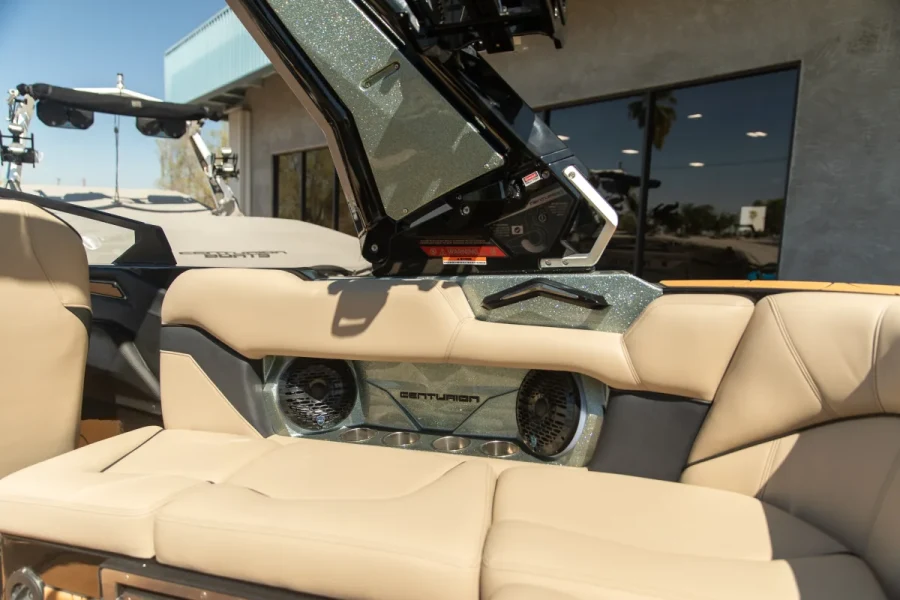 2026-centurion-fe23-147744-image10.webp