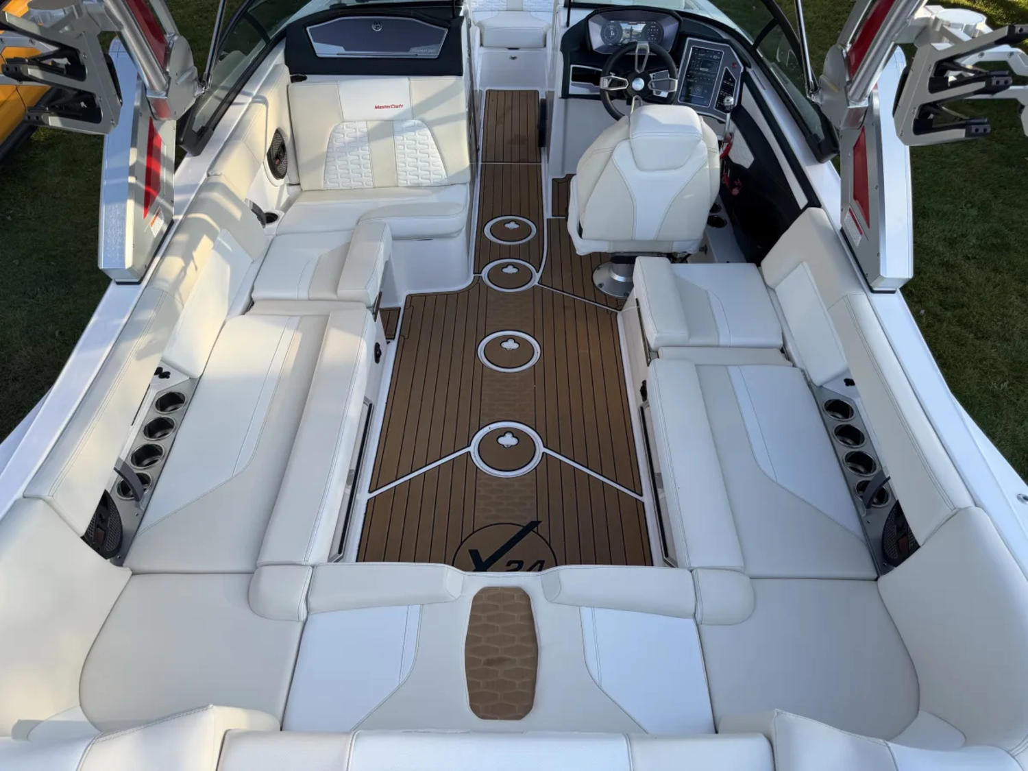 2024 MasterCraft X24
