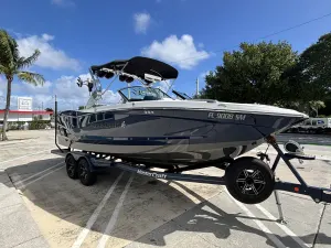 2020-mastercraft-x24-147748-image6.webp