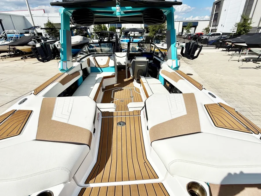 2025-nautique-g25-147749-image7.webp
