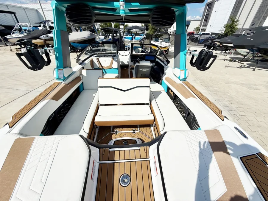 2025-nautique-g25-147749-image8.webp