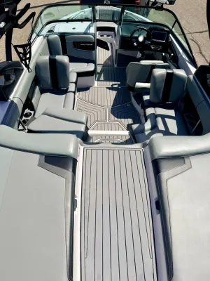 2014-nautique-super-air-nautique-210-147755-image1.webp