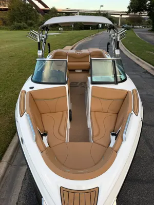 2018-mastercraft-xt25-147759-image13.webp