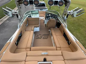 2018-mastercraft-xt25-147759-image16.webp