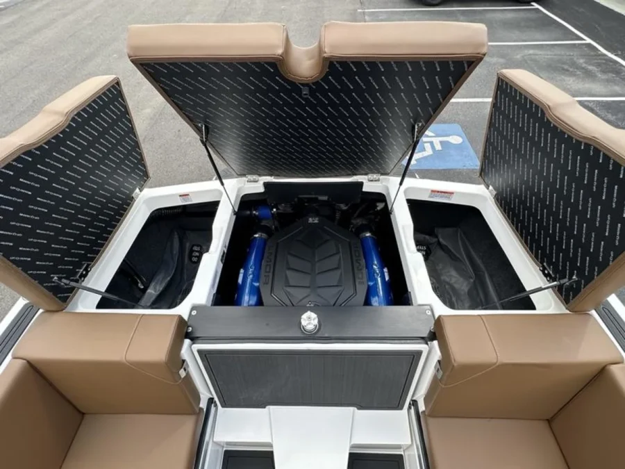 2027-mastercraft-nxt23-146980-image4.webp