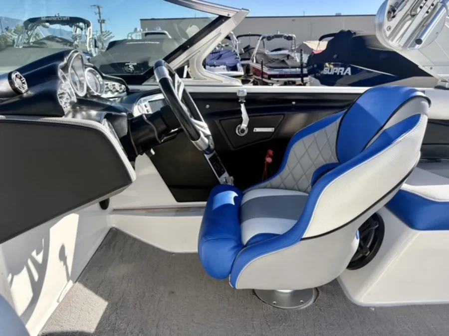 2015-mastercraft-x30-146982-image16.webp