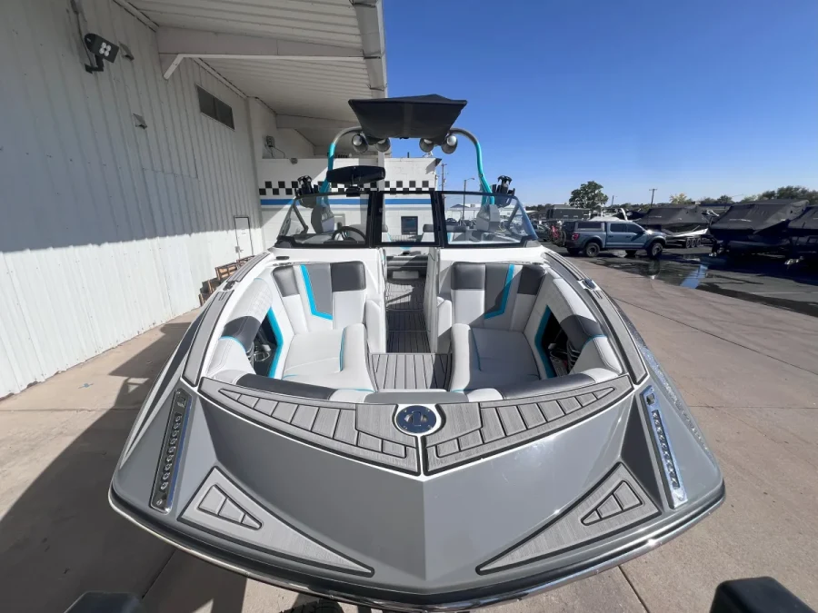 2019-nautique-g23-146986-image1.webp
