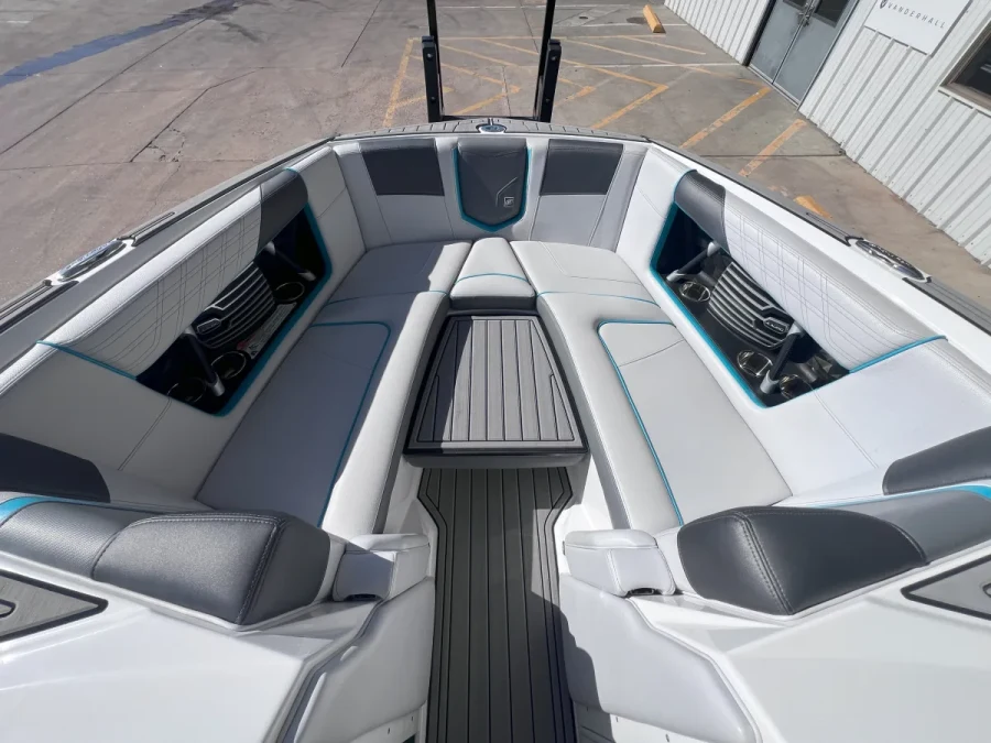 2019-nautique-g23-146986-image11.webp