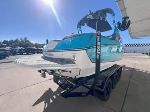 2019-nautique-g23-146986-image5.webp