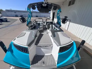 2019-nautique-g23-146986-image8.webp